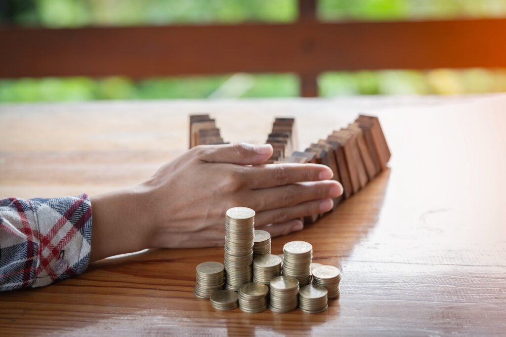 stops the domino effect from risking financial investment